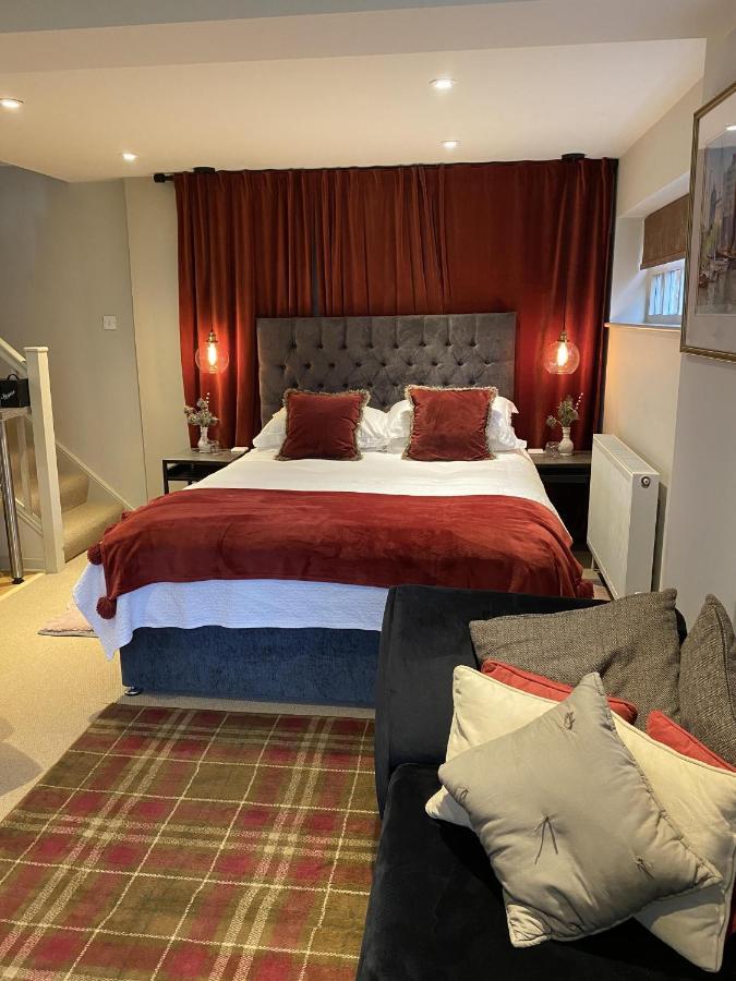 Bootmenders B&B Petersfield Esterno foto